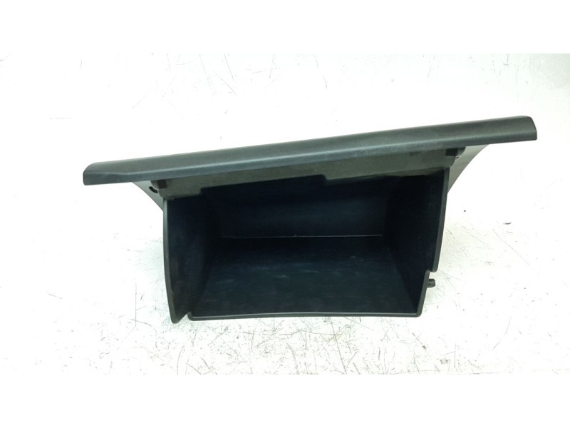 Recambio de guantera para mazda 3 lim. () 2.2 turbodiesel cat referencia OEM IAM BHN164030C02  