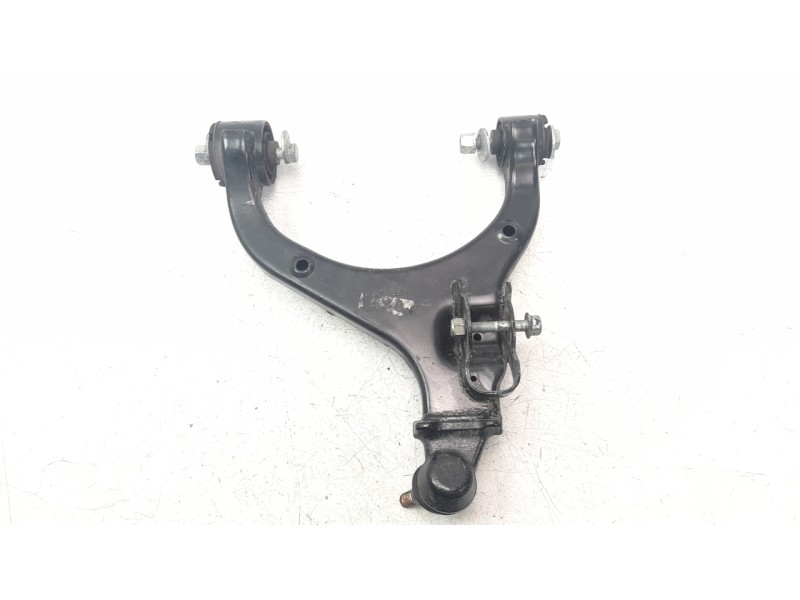 Recambio de brazo suspension inferior delantero izquierdo para ssangyong rexton limited 4x4 referencia OEM IAM 4451036000  