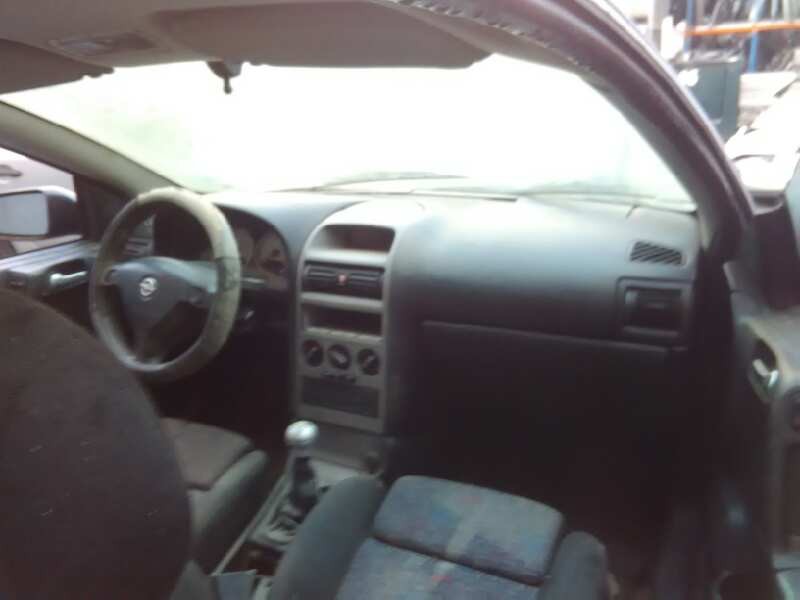 opel astra g coupé del año 2001