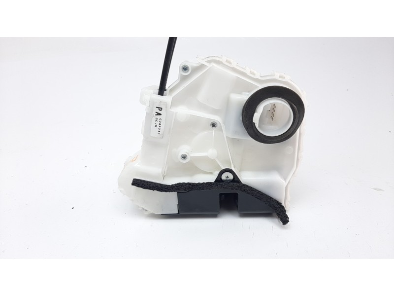 Recambio de cerradura puerta delantera derecha para mazda 3 berlina (bp) referencia OEM IAM BDMC58310B  