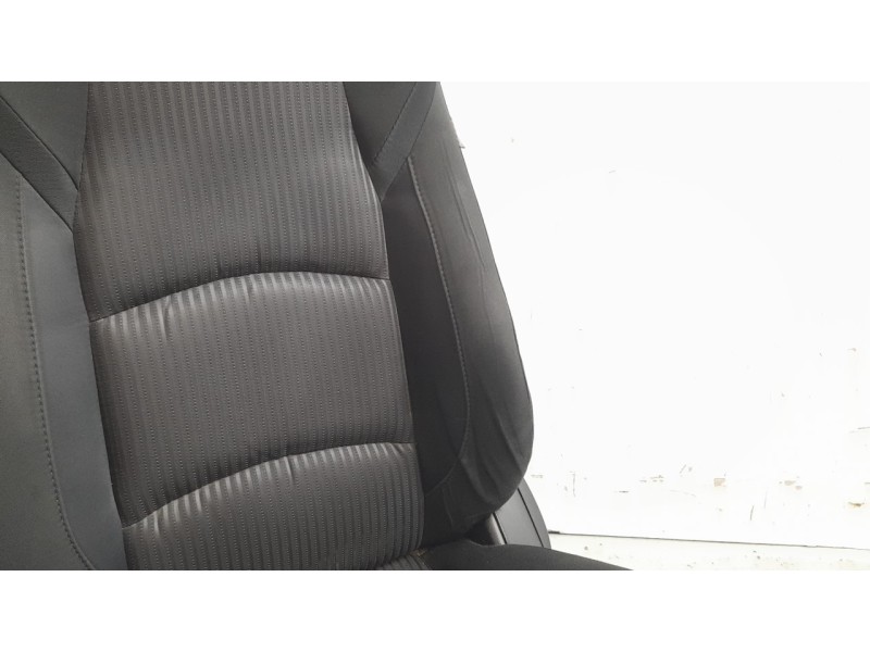 Recambio de juego asientos completo para mazda 3 lim. () 2.2 turbodiesel cat referencia OEM IAM BHP18816102  