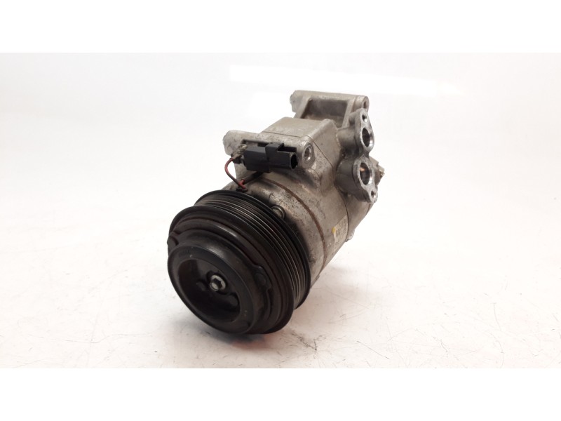 Recambio de compresor aire acondicionado para mazda 3 lim. () 2.2 turbodiesel cat referencia OEM IAM F500JUBCA03  