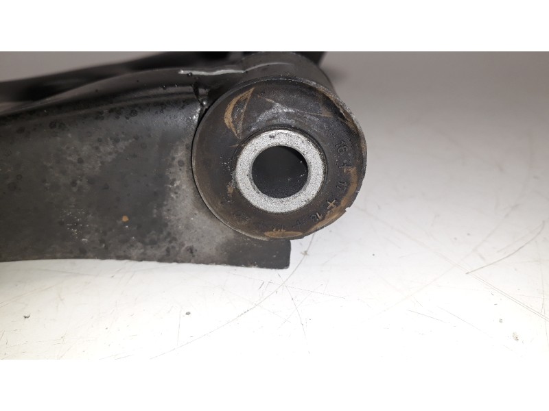 Recambio de brazo suspension inferior delantero derecho para kia picanto (ja) 1.0 cat referencia OEM IAM 54501G6000  ZWDKA376
