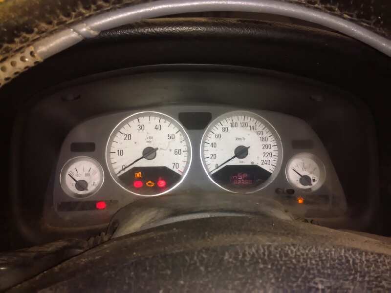 opel astra g coupé del año 2001