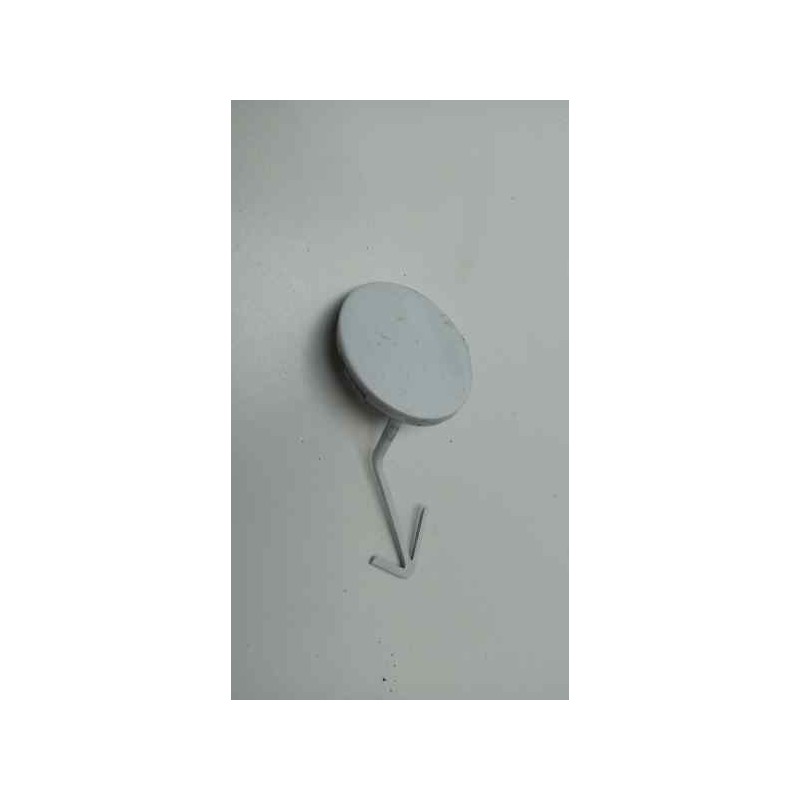 Recambio de molduras delanteras para kia sportage emotion 4x4 referencia OEM IAM 865173U000  