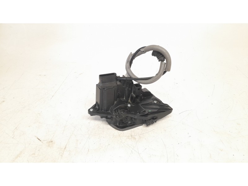 Recambio de cerradura puerta delantera derecha para volvo xc 40 2.0 diesel cat referencia OEM IAM 31440998  