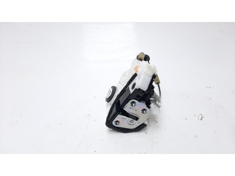 Recambio de cerradura puerta trasera izquierda para mazda 3 berlina (bp) referencia OEM IAM BDMC73310B  
