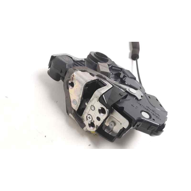 Recambio de cerradura puerta delantera izquierda para lexus is200 (ds2/is2) 2.2 d-4d cat referencia OEM IAM 6904053100  