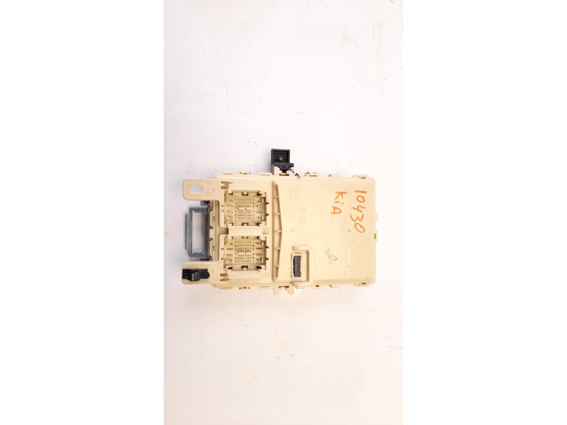 Recambio de caja reles / fusibles para kia picanto (ja) 1.0 cat referencia OEM IAM 91950G6020  