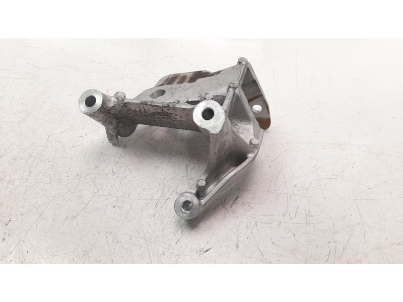 Recambio de soporte motor para volvo xc60 referencia OEM IAM 31480551  