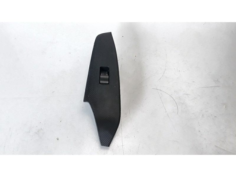 Recambio de mando elevalunas delantero derecho para mazda 3 lim. () 2.2 turbodiesel cat referencia OEM IAM K0021  