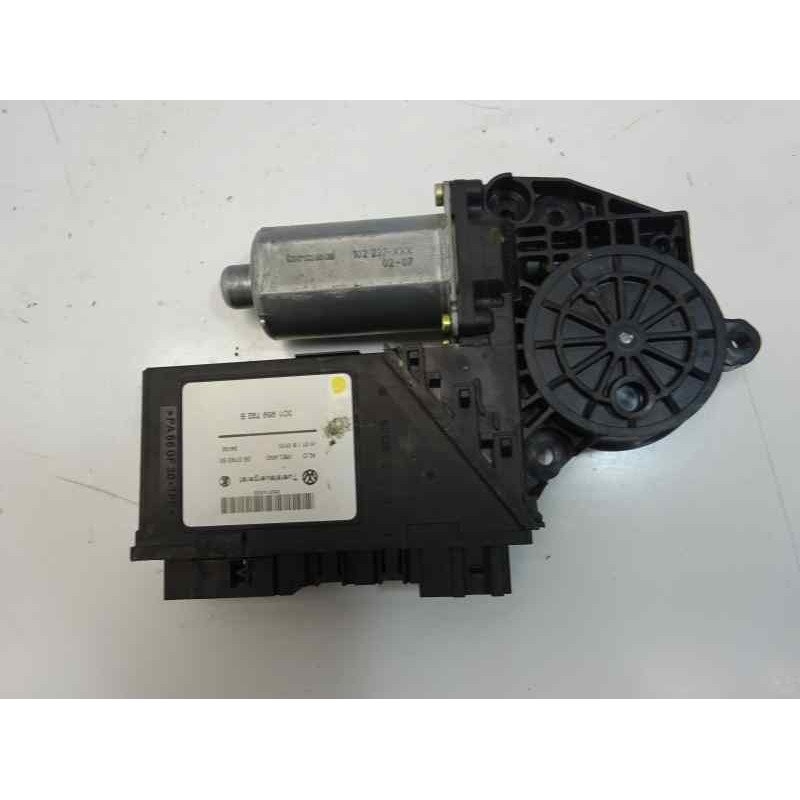 Recambio de motor elevalunas delantero derecho para volkswagen touareg (7la) tdi v10 referencia OEM IAM 3D1959792B 0130821765 