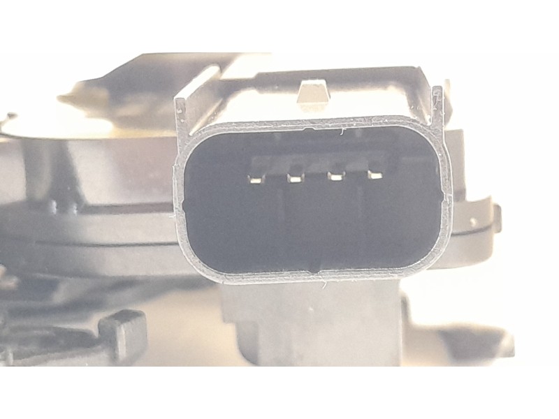 Recambio de cerradura puerta trasera derecha para kia picanto (ja) 1.0 cat referencia OEM IAM 81320G6050  