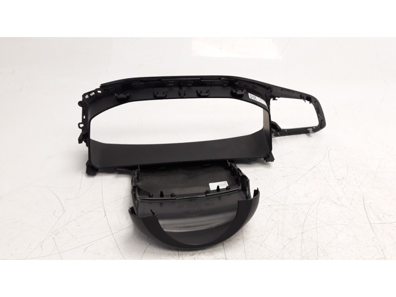 Recambio de moldura para volkswagen t-roc 1.5 16v tsi act referencia OEM IAM 2GA858035SWE  