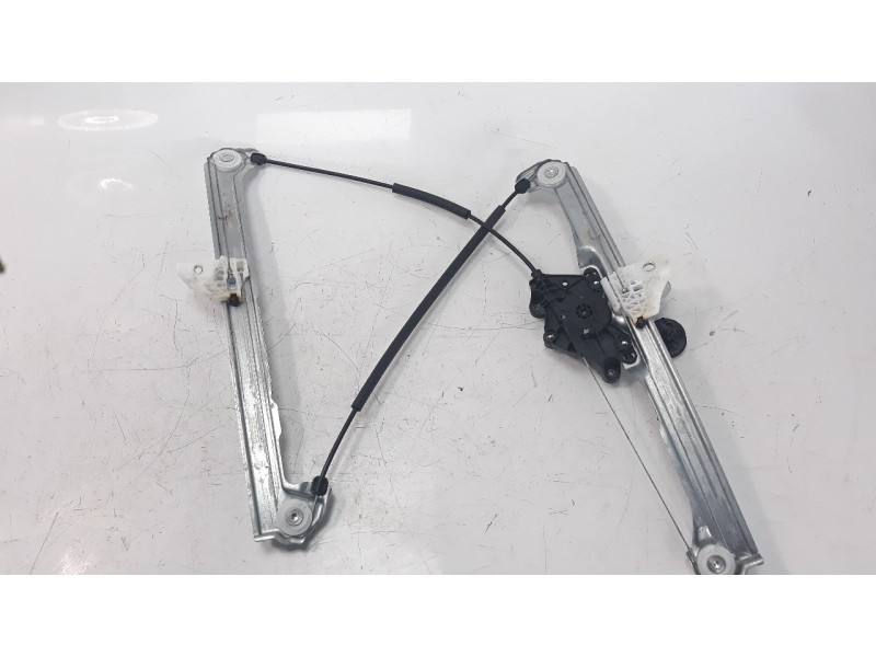 Recambio de elevalunas delantero derecho para mazda 3 berlina (bp) referencia OEM IAM BCJH58590A  