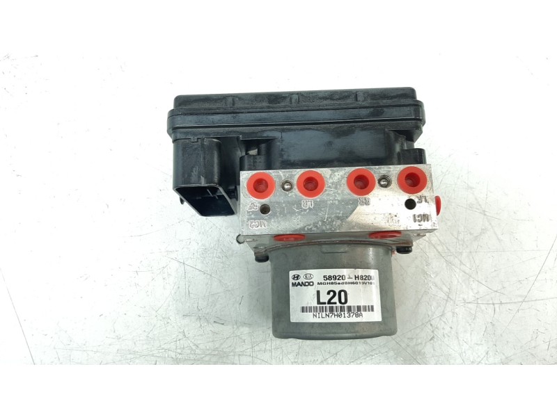 Recambio de abs para kia rio (yb) 1.2 cat referencia OEM IAM 58920H8200  