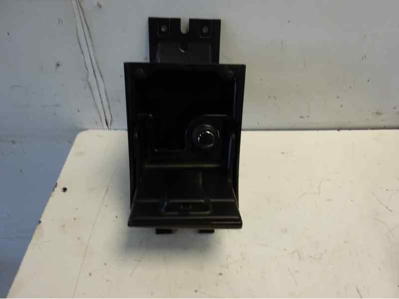 Recambio de guantera para jaguar xf 3.0 v6 diesel premium luxury referencia OEM IAM AX23045H72A  