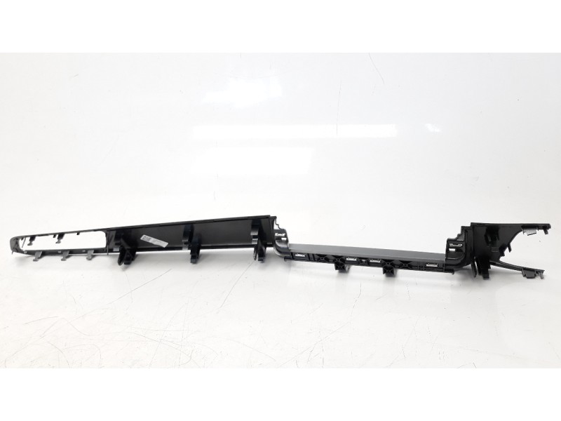 Recambio de moldura para volkswagen t-roc 1.5 16v tsi act referencia OEM IAM 2GA858036A7P9  