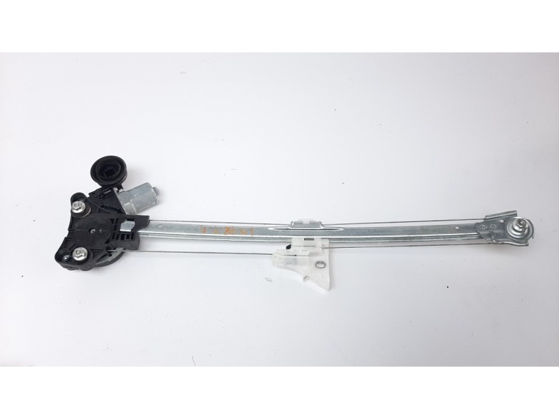 Recambio de elevalunas trasero derecho para mazda 3 berlina (bp) referencia OEM IAM BCJH72590A  
