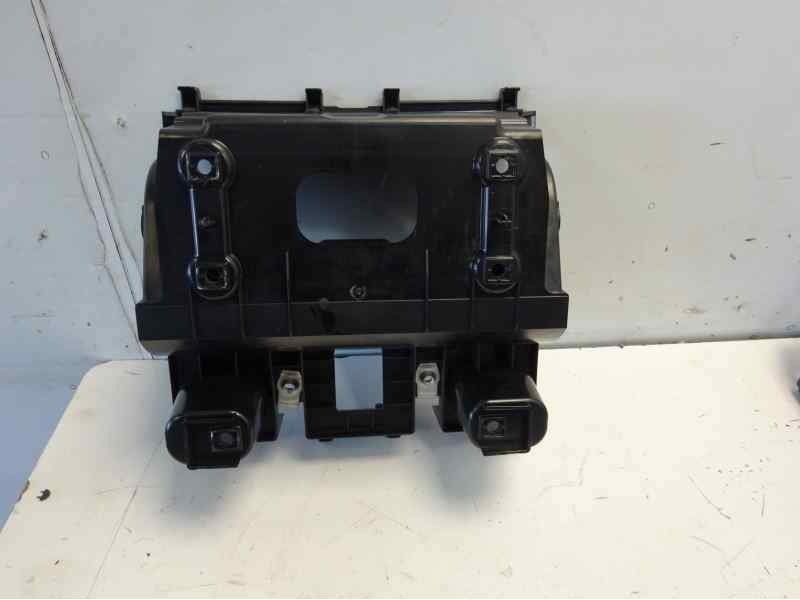 Recambio de guantera para jaguar xf 3.0 v6 diesel premium luxury referencia OEM IAM 8X2354045C22A  