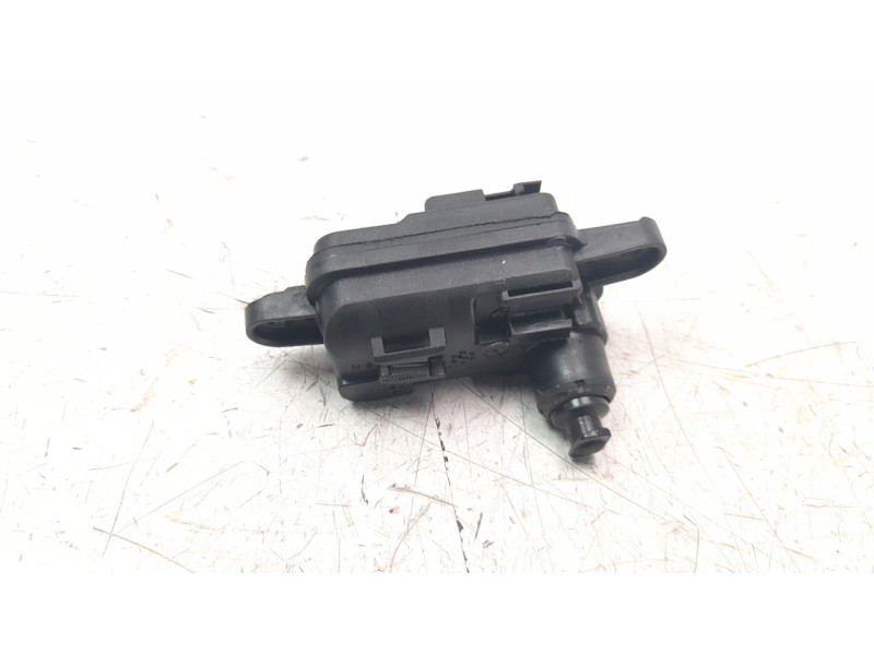 Recambio de tapa exterior combustible para seat ibiza (kj1) 1.0 referencia OEM IAM 8V0862159A  