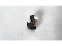 Recambio de mando elevalunas trasero izquierdo para mazda 3 lim. () 2.2 turbodiesel cat referencia OEM IAM KD3566370   2