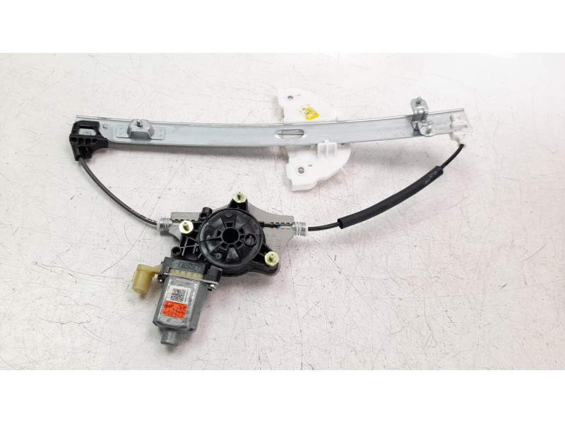 Recambio de elevalunas trasero derecho para kia stonic (ybcuv) 1.0 tgdi cat referencia OEM IAM 83402H8000  