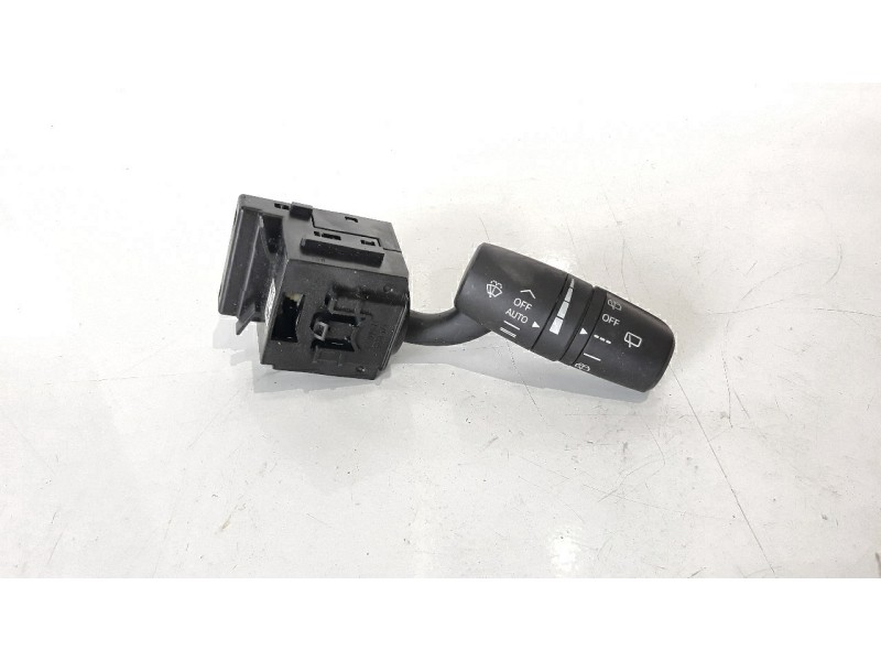 Recambio de mando limpia para mazda 3 lim. () 2.2 turbodiesel cat referencia OEM IAM 17F899  