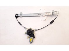 ELEVALUNAS DELANTERO DERECHO 82402G6000 