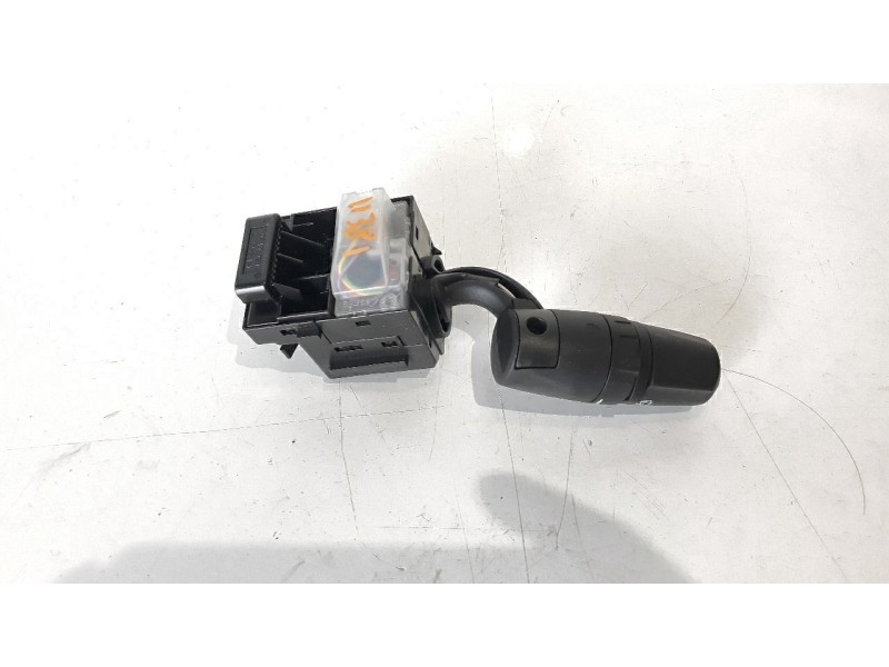 Recambio de mando limpia para mazda 3 lim. () 2.2 turbodiesel cat referencia OEM IAM 17F899  