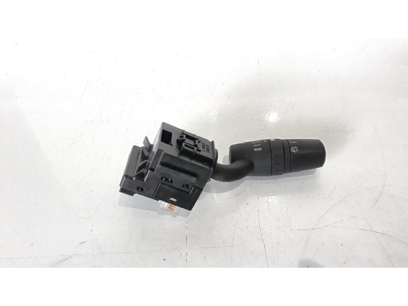 Recambio de mando limpia para mazda 3 lim. () 2.2 turbodiesel cat referencia OEM IAM 17F899  