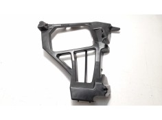 Recambio de molduras traseras para ford focus berlina (cap) referencia OEM IAM 1325929 107103628 FD4261053