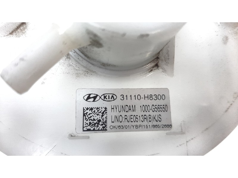 Recambio de bomba combustible para kia rio (yb) 1.2 cat referencia OEM IAM 31110H8300  