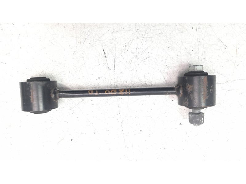 Recambio de tirante trasero derecho para ssangyong rexton limited 4x4 referencia OEM IAM 4540108100  
