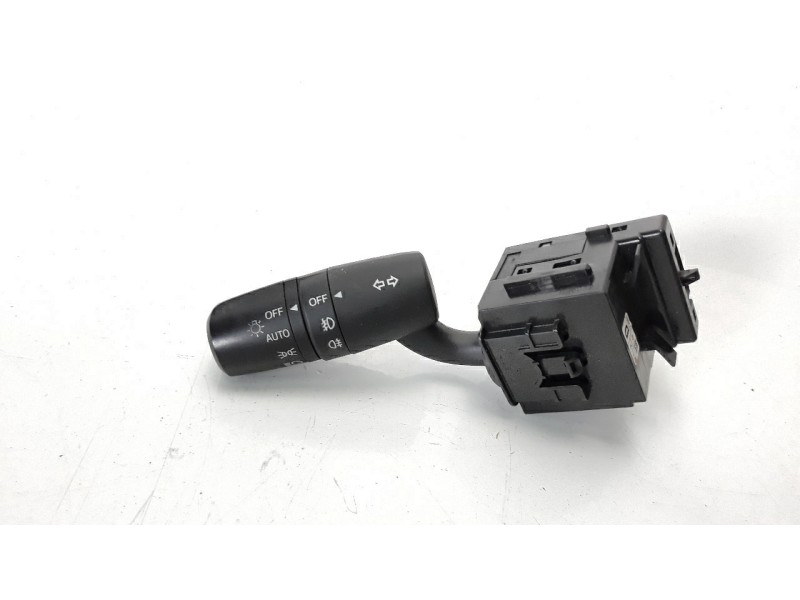 Recambio de mando luces para mazda 3 lim. () 2.2 turbodiesel cat referencia OEM IAM 17J397  