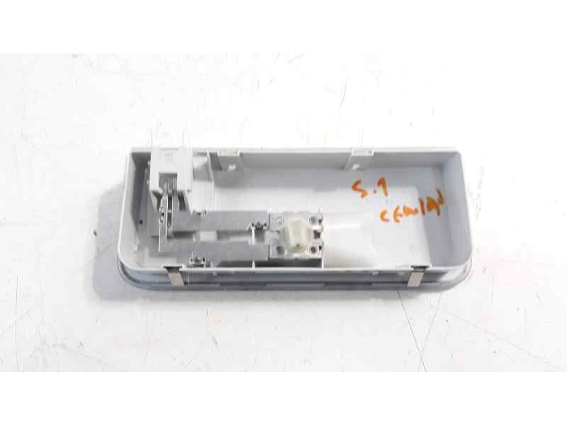 Recambio de luz interior para bmw serie 1 berlina (e81/e87) 116d referencia OEM IAM 695125202  