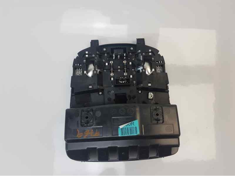 Recambio de luz interior para hyundai tucson 1.7 crdi cat referencia OEM IAM 92800D300X  