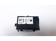 Recambio de mando elevalunas trasero derecho para mazda 3 berlina (bp) referencia OEM IAM BDGF66370   2