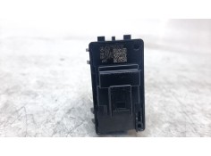 Recambio de mando elevalunas trasero izquierdo para mercedes-benz clase a berlina (bm 177) a 200 d (117.112) referencia OEM IAM  2