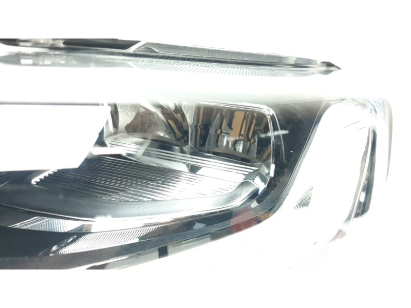 Recambio de faro izquierdo para volvo xc 40 2.0 diesel cat referencia OEM IAM 31655635  