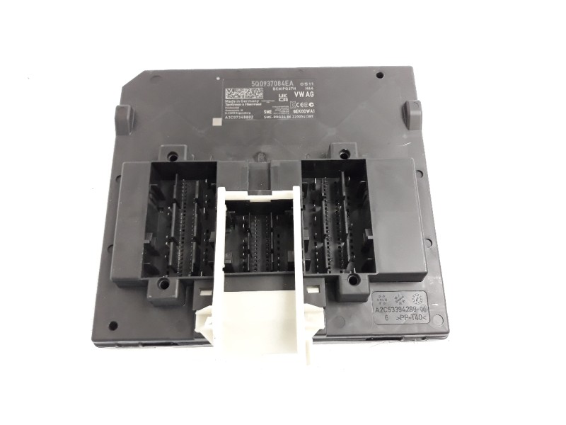 Recambio de modulo electronico para volkswagen t-roc 1.5 16v tsi act referencia OEM IAM 5Q0937084EA A3C07348802 