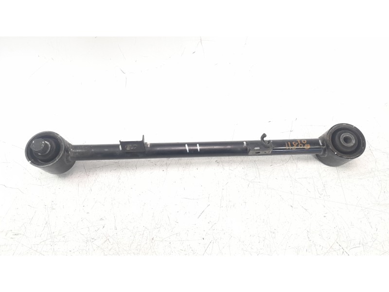 Recambio de tirante trasero derecho para ssangyong rexton limited 4x4 referencia OEM IAM 8780335  