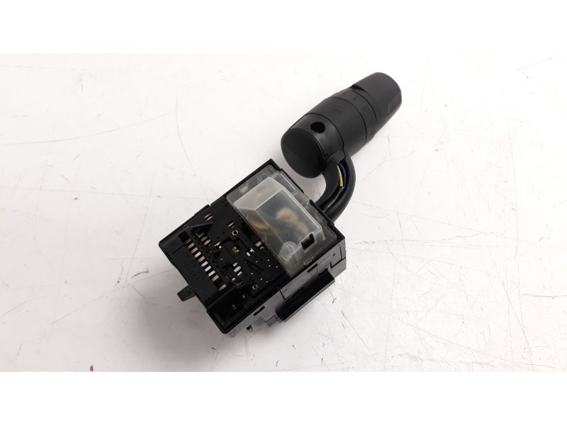 Recambio de mando intermitentes para mazda 3 lim. () 2.2 turbodiesel cat referencia OEM IAM KD5117F887  