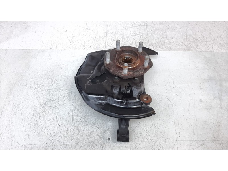 Recambio de mangueta delantera izquierda para mazda 3 lim. () 2.2 turbodiesel cat referencia OEM IAM B45A33031  