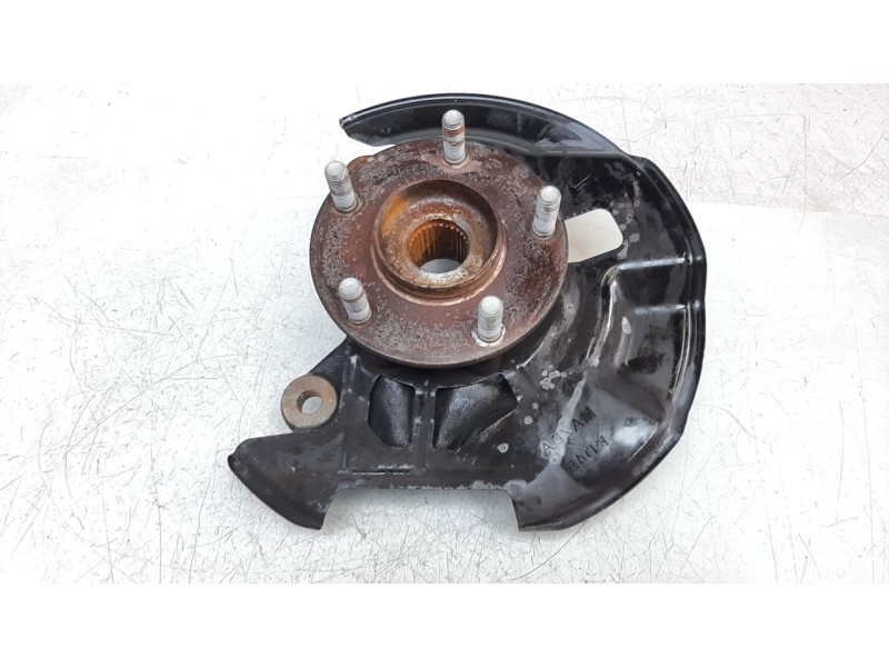 Recambio de mangueta delantera izquierda para mazda 3 lim. () 2.2 turbodiesel cat referencia OEM IAM B45A33031  