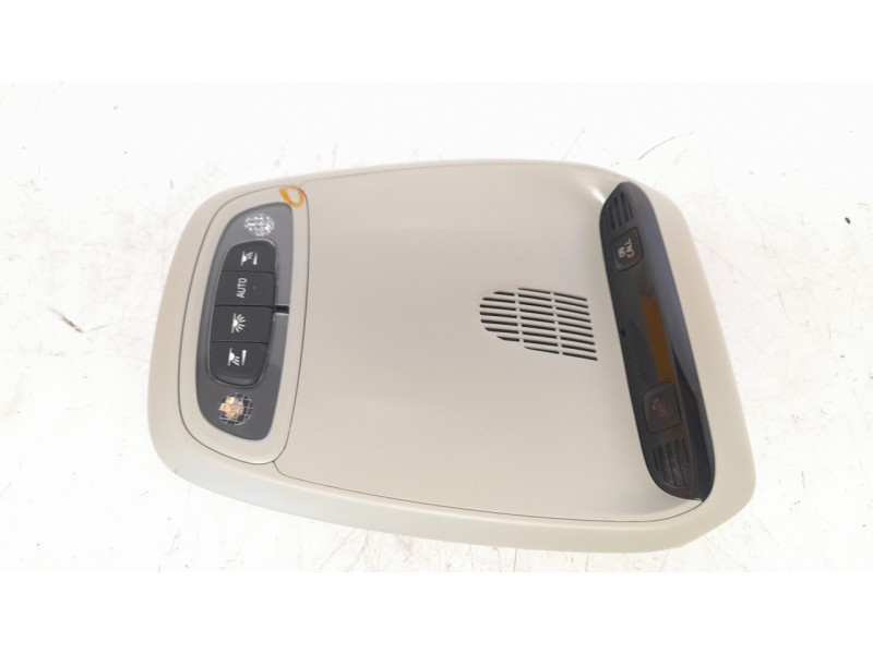 Recambio de luz interior para volvo xc 40 2.0 diesel cat referencia OEM IAM 32366226  