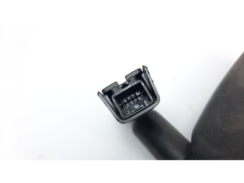 Recambio de espejo para kia niro referencia OEM IAM 85101A4000  