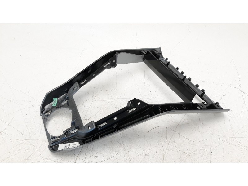 Recambio de moldura para volkswagen t-roc 1.5 16v tsi act referencia OEM IAM 2GA863042BZAR  