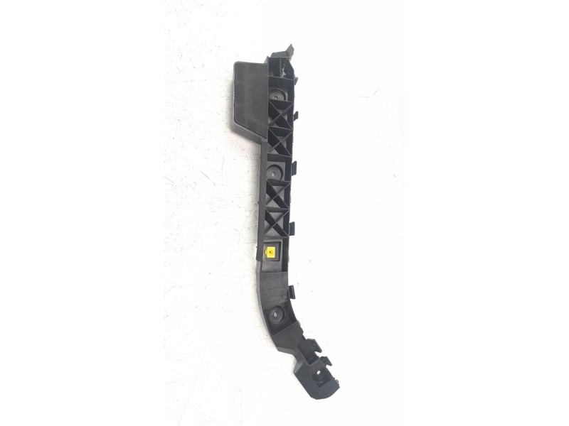 Recambio de molduras traseras para ssangyong rexton limited 4x4 referencia OEM IAM 7885021600  