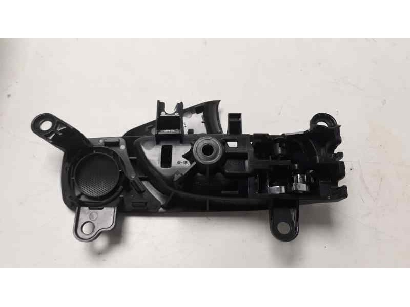Recambio de maneta interior trasera izquierda para lexus is200 (ds2/is2) 2.2 d-4d cat referencia OEM IAM 6774053010  